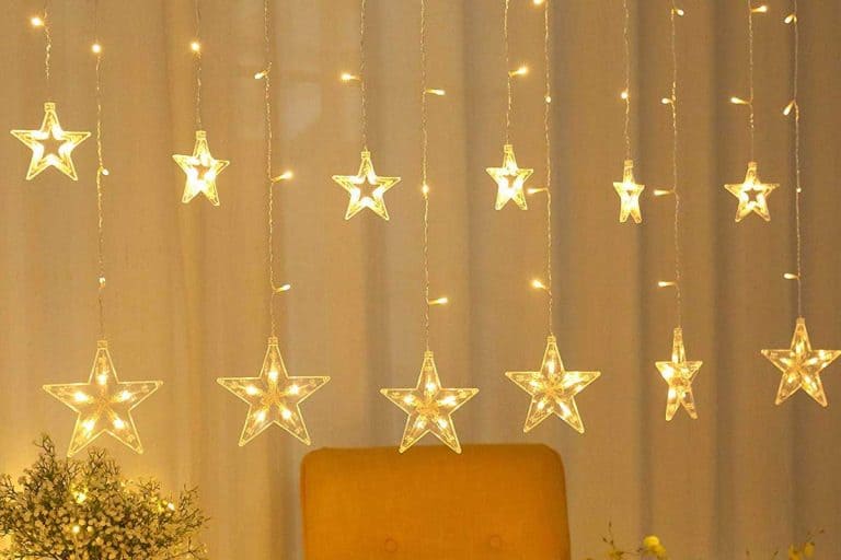 How To Decorate A Bedroom Using Lights?