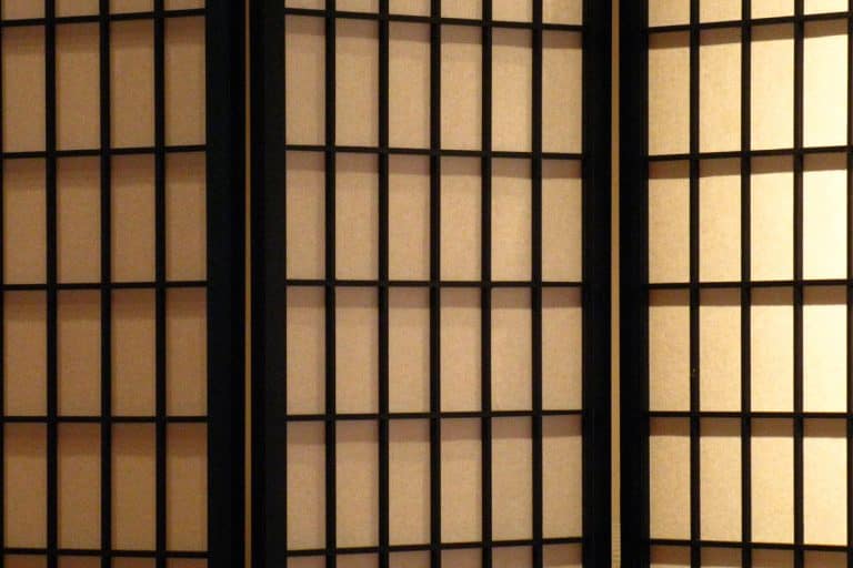 木制框架的日本屏风，如何将日本屏风挂在墙上